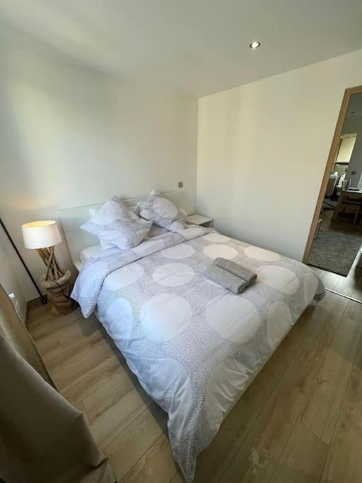 Appart 4 Personnes Proche Paris Tour Eiffel Meudon Extérieur photo